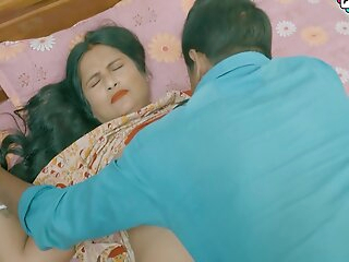 Hot Desi Indian Aunty..